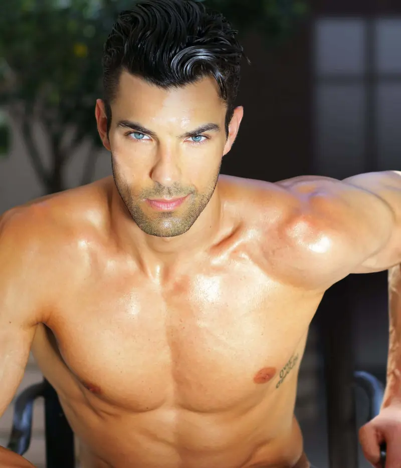 Gynecomastia min